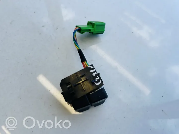 Volvo V50 Interruttore di controllo della trazione (ASR) 8691530