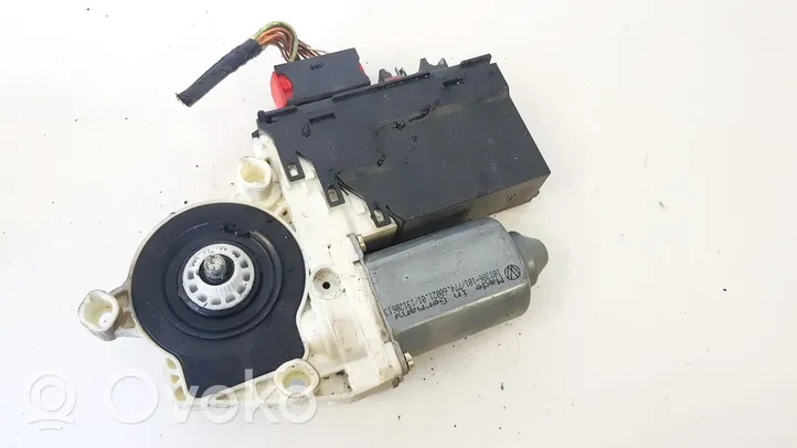 Citroen C5 Motorino alzacristalli della portiera anteriore 9637541280