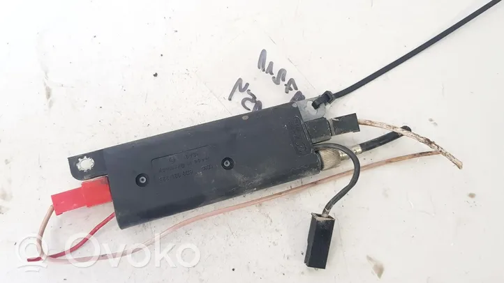 Audi A4 S4 B5 8D Antenas vadības bloks 8d5035225