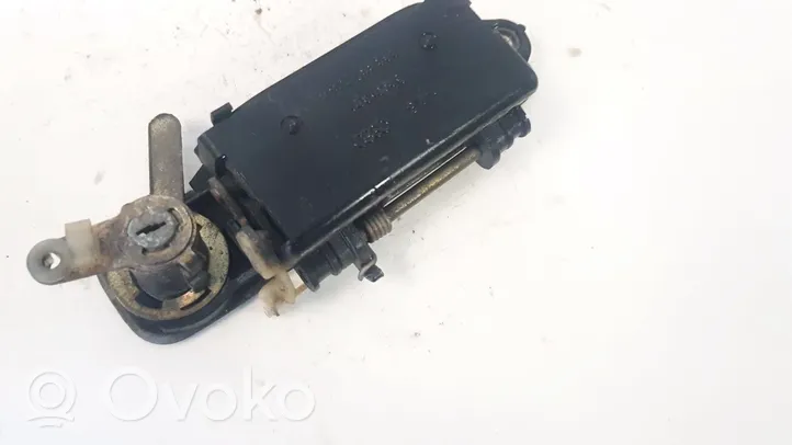 Audi 80 90 B3 Klamka zewnętrzna drzwi 893837206A