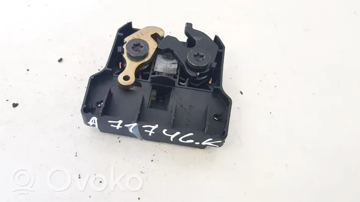 Opel Zafira A Seat back rest lock catch 76360