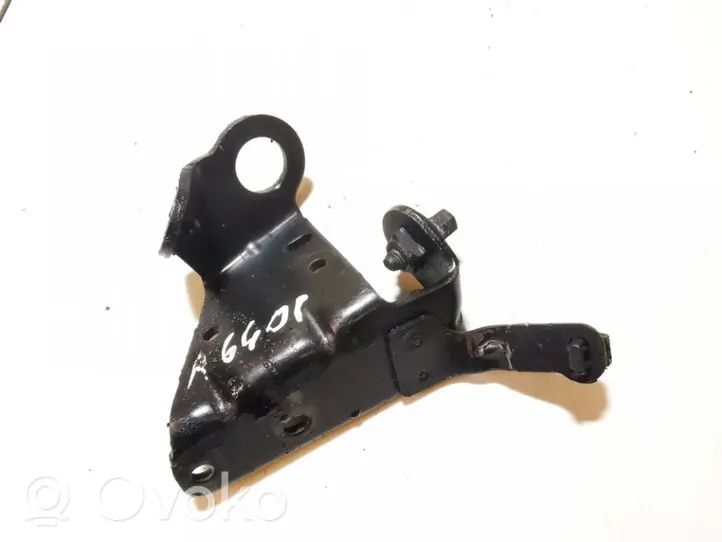 Volvo S40, V40 Support, suspension du moteur 082134