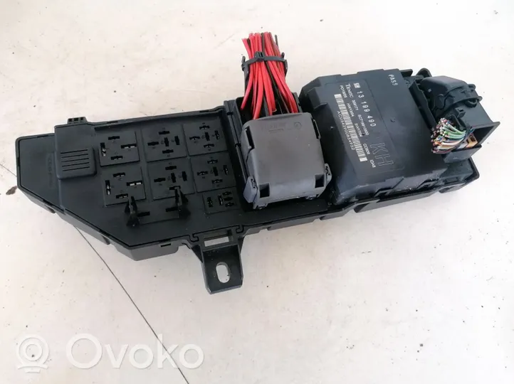 Opel Vectra C Fuse box set 13199490