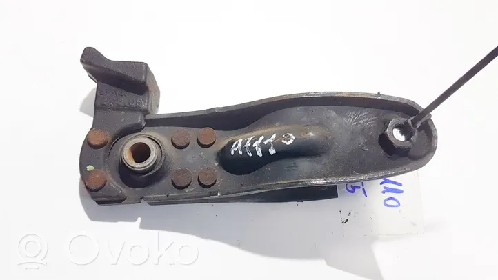 Peugeot 407 Supporto di montaggio del motore a000500