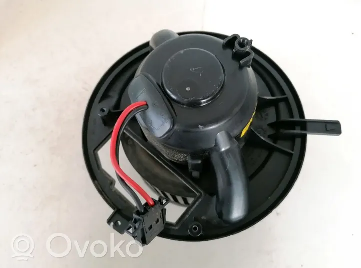 Volkswagen Golf VI Ventola riscaldamento/ventilatore abitacolo 1k1820015f