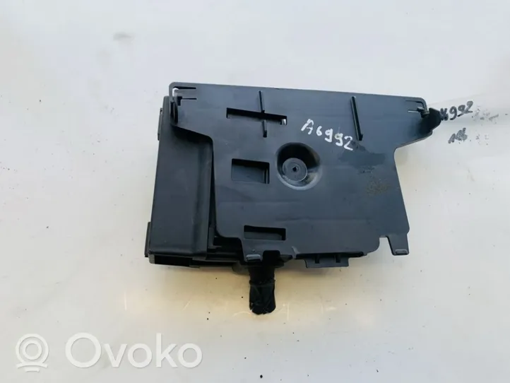 Opel Corsa E Saugiklių dėžė (komplektas) 24437030