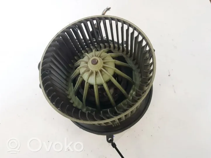 Audi A4 S4 B5 8D Ventola riscaldamento/ventilatore abitacolo 740221233f