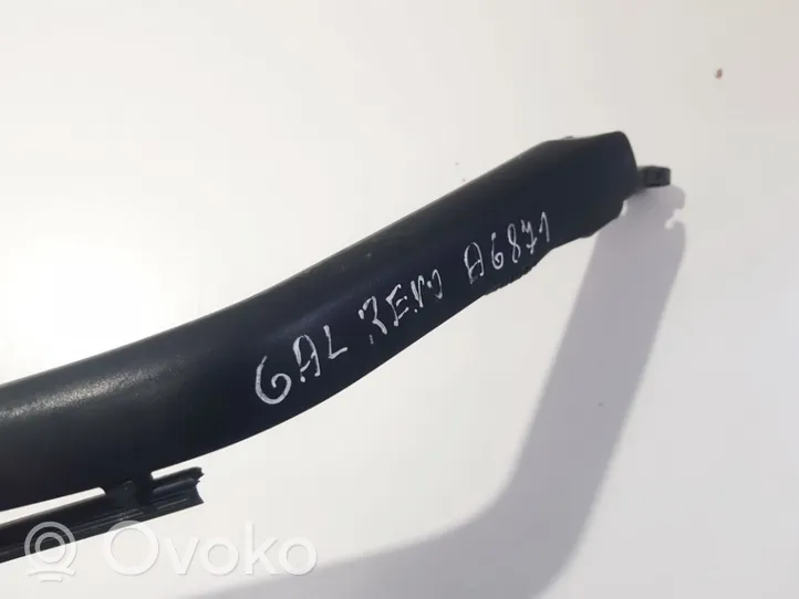 Renault Megane I Front wiper blade arm 7700413089c