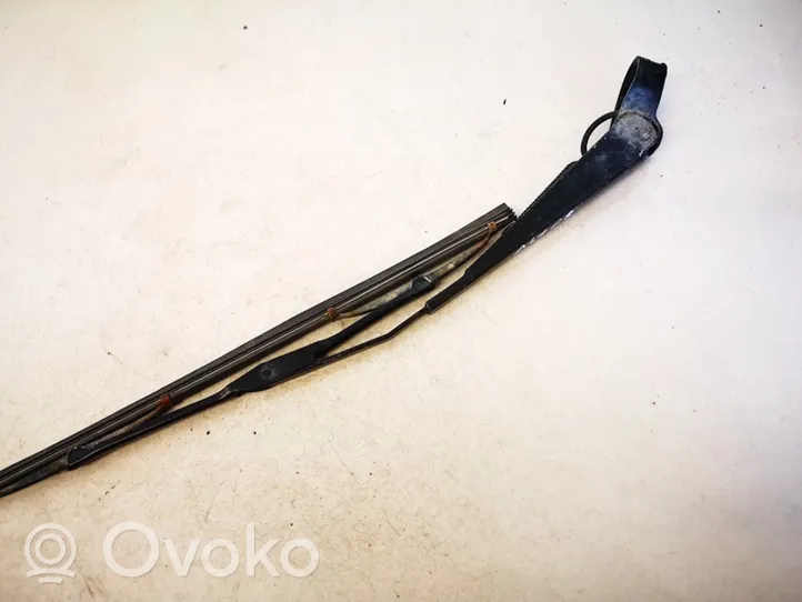 Ford Focus Rear wiper blade arm xs41n17406aa