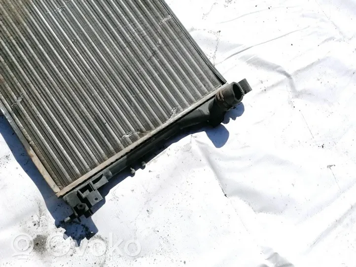 Opel Signum Dzesēšanas šķidruma radiators 