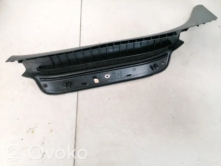 Toyota Avensis T250 Aizmugurējā sliekšņa dekoratīvā apdare (iekšējā) 6791705040