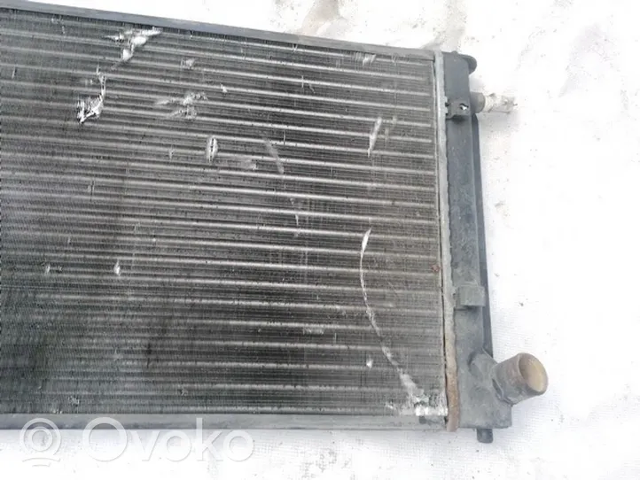 Toyota Corolla Verso E121 Radiateur de refroidissement 