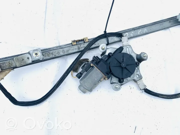 Renault Scenic I Front door window regulator motor 400733t9