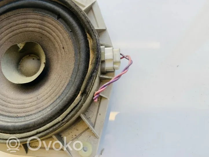 Toyota Yaris Głośnik drzwi przednich 8616052070