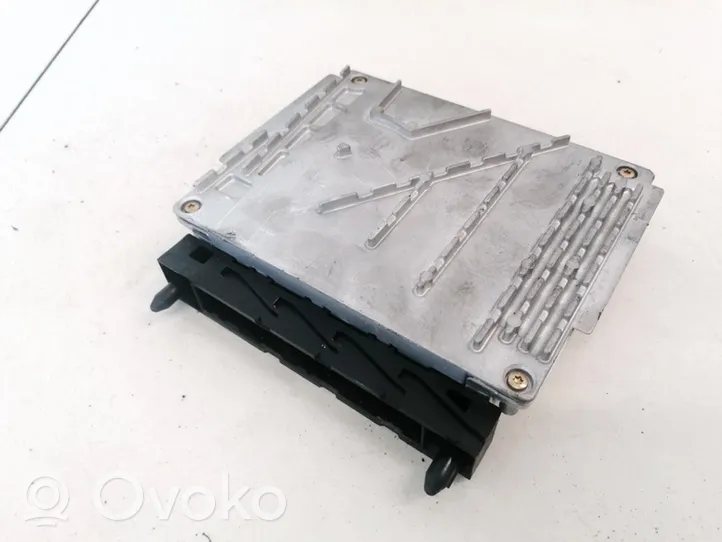 Volvo XC90 Sterownik / Moduł ECU 08677708A