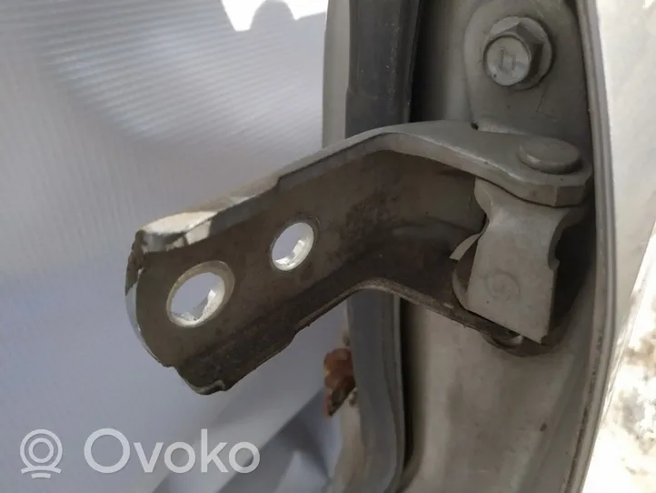 Toyota Corolla Verso E121 Zawias górny drzwi 