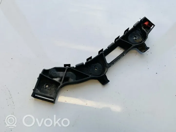 Opel Zafira B Support de pare-chocs arrière 13125037