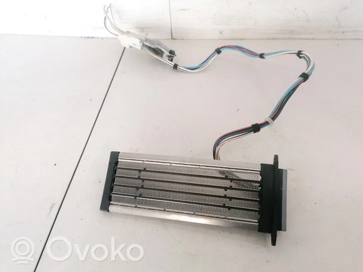 Toyota Avensis T270 Radiateur électrique de chauffage auxiliaire MF0134100400