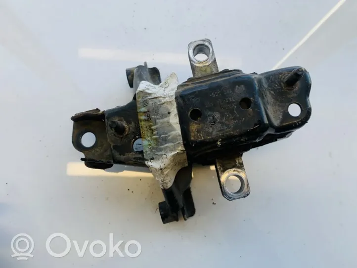 Volkswagen Fox Engine mount bracket 6q0199555ac