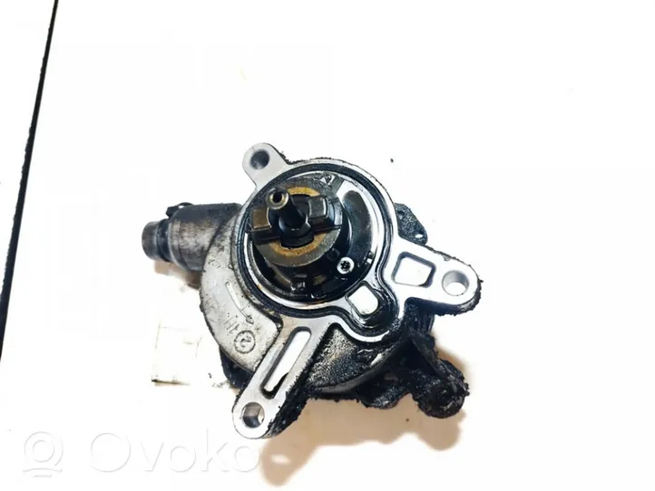 Volvo S60 Vacuum pump 08658230