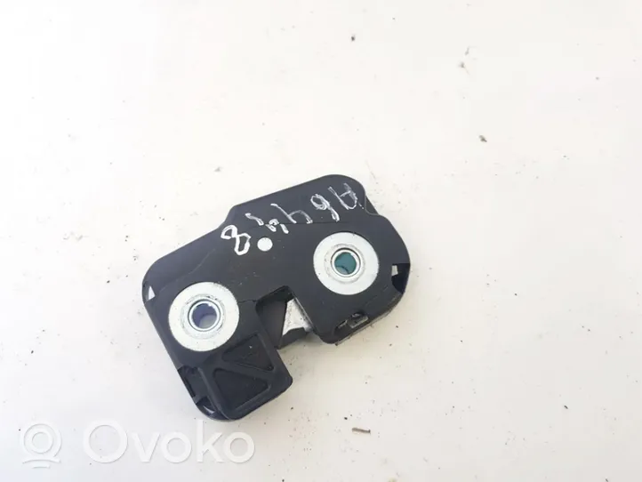 Nissan Qashqai Sedynės nugaros atramos spyna 16552729