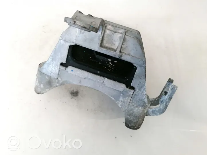 Chevrolet Orlando Engine mount bracket 13248475