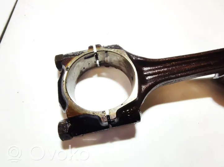 Volkswagen Golf IV Piston with connecting rod 058