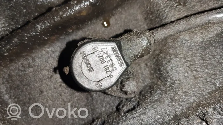 Saab 9-3 Ver2 Czujnik położenia wału korbowego 0281002138