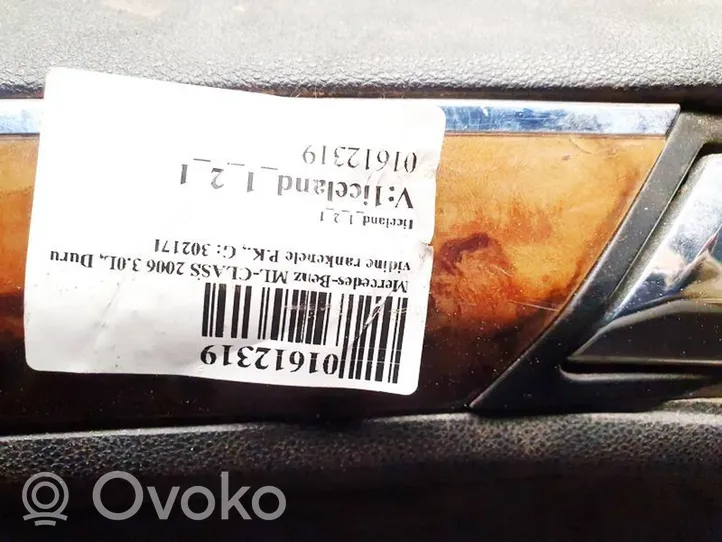 Mercedes-Benz ML W164 Klamka wewnętrzna drzwi 302171