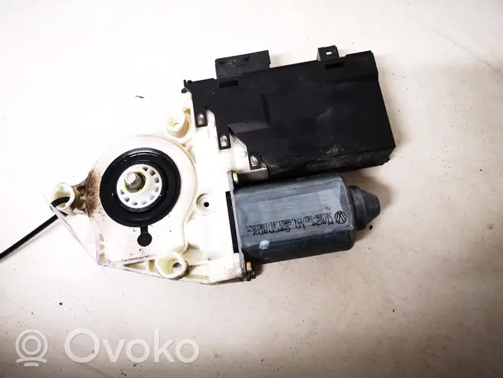 Citroen C5 Moteur de lève-vitre de porte avant 9648484780