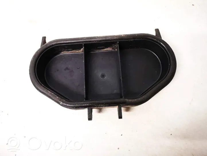 Ford Galaxy Osłona żarówki lampy przedniej 1305239169