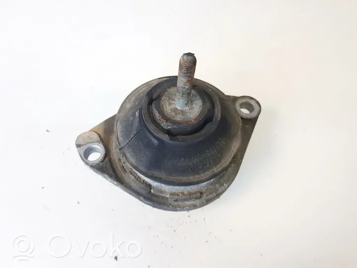 Audi 80 90 S2 B4 Engine mount bracket 