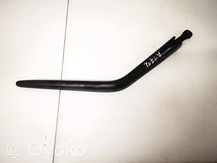 Renault Megane I Rear wiper blade arm 7700413089