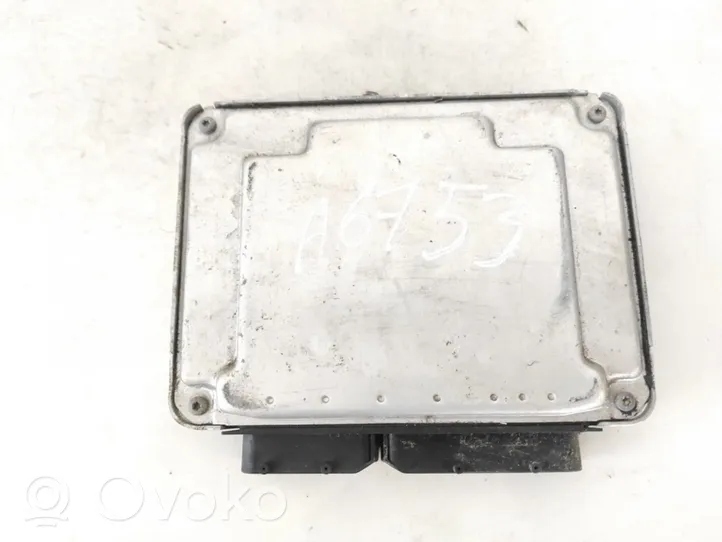 Seat Alhambra (Mk1) Sterownik / Moduł ECU 038906019j