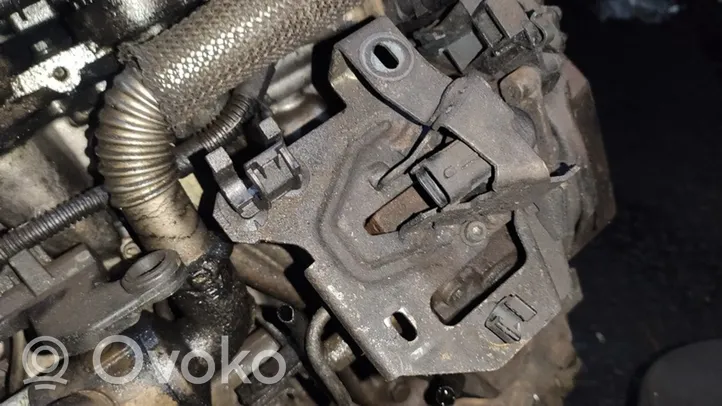 Volvo V50 Pompe d'injection de carburant à haute pression 0445010102