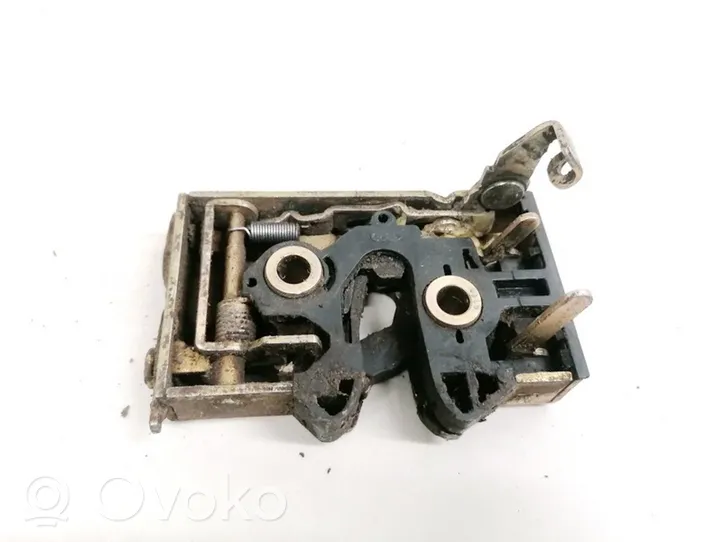 Audi 80 90 B3 Rear door lock 893839016C