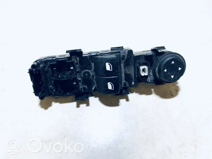 Citroen C4 I Electric window control switch 9651464277