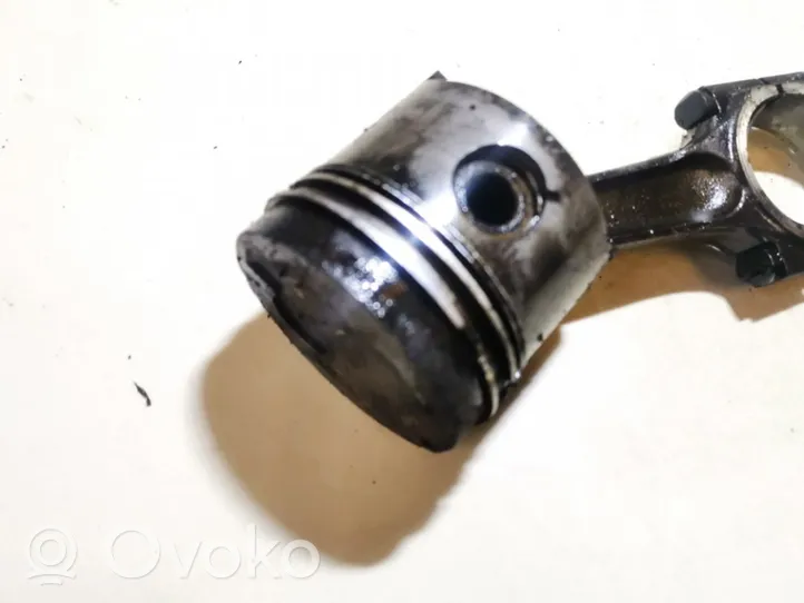 Citroen ZX Piston with connecting rod 