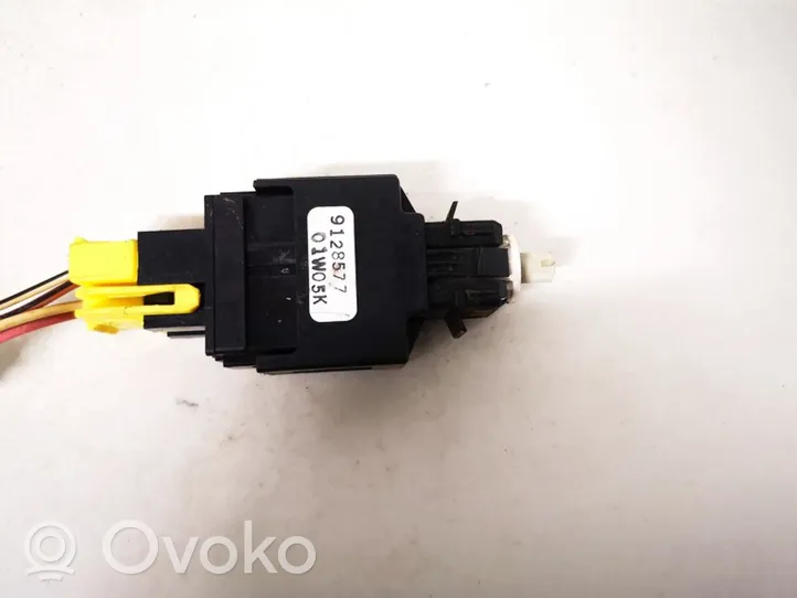 Volvo S40, V40 Brake pedal sensor switch 9128577