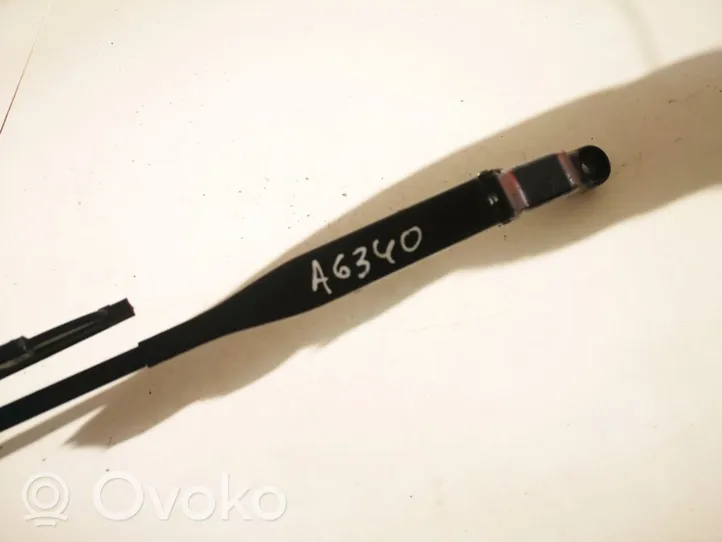 Volvo S40, V40 Front wiper blade arm 