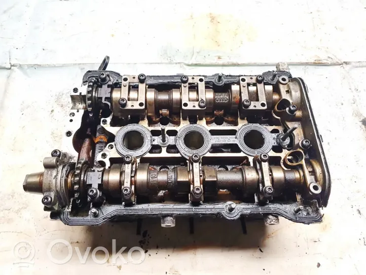 Audi A4 S4 B5 8D Culata del motor 078103373ah