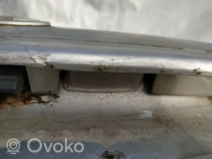 Toyota Corolla E120 E130 Lampa oświetlenia tylnej tablicy rejestracyjnej 