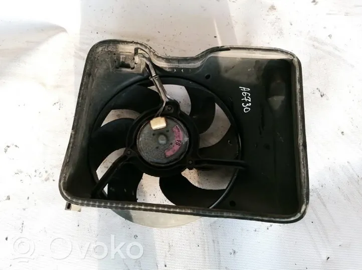 Opel Omega B1 Kale ventilateur de radiateur refroidissement moteur 0130304240