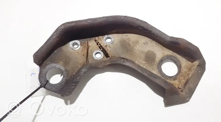 Daihatsu Terios Engine mounting bracket 