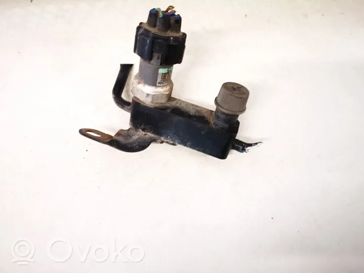 Toyota Corolla E120 E130 Air conditioning (A/C) pressure sensor 4434400050