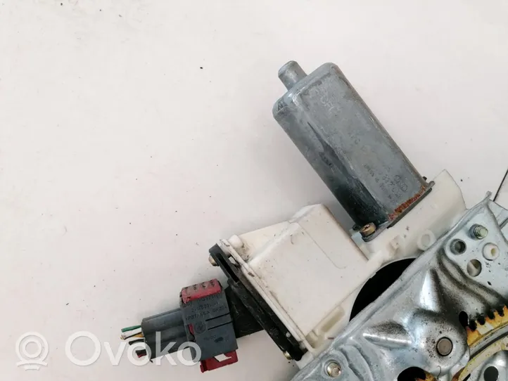 Toyota Corolla E120 E130 Moteur de lève-vitre de porte avant 992045100