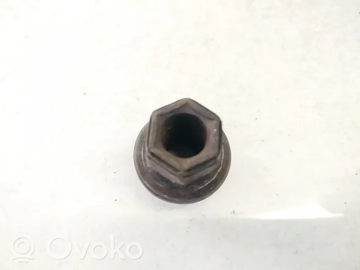 Ford Mondeo Mk III Nuts/bolts 