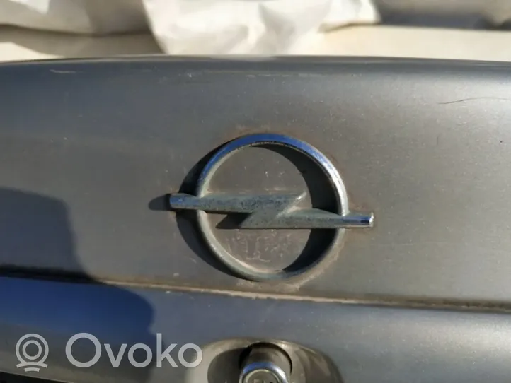 Opel Vectra B Mostrina con logo/emblema della casa automobilistica 