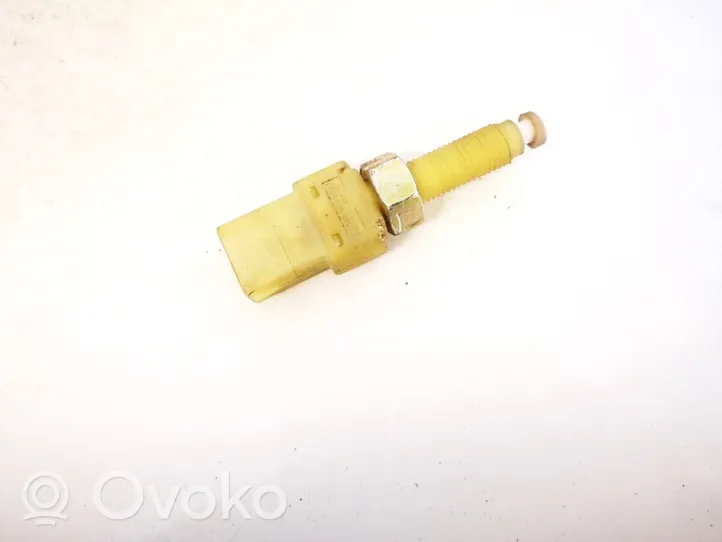 Audi A4 S4 B5 8D Bremzes pedāļa sensors 443945515