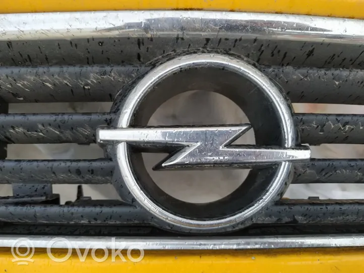 Opel Zafira A Manufacturer badge logo/emblem 